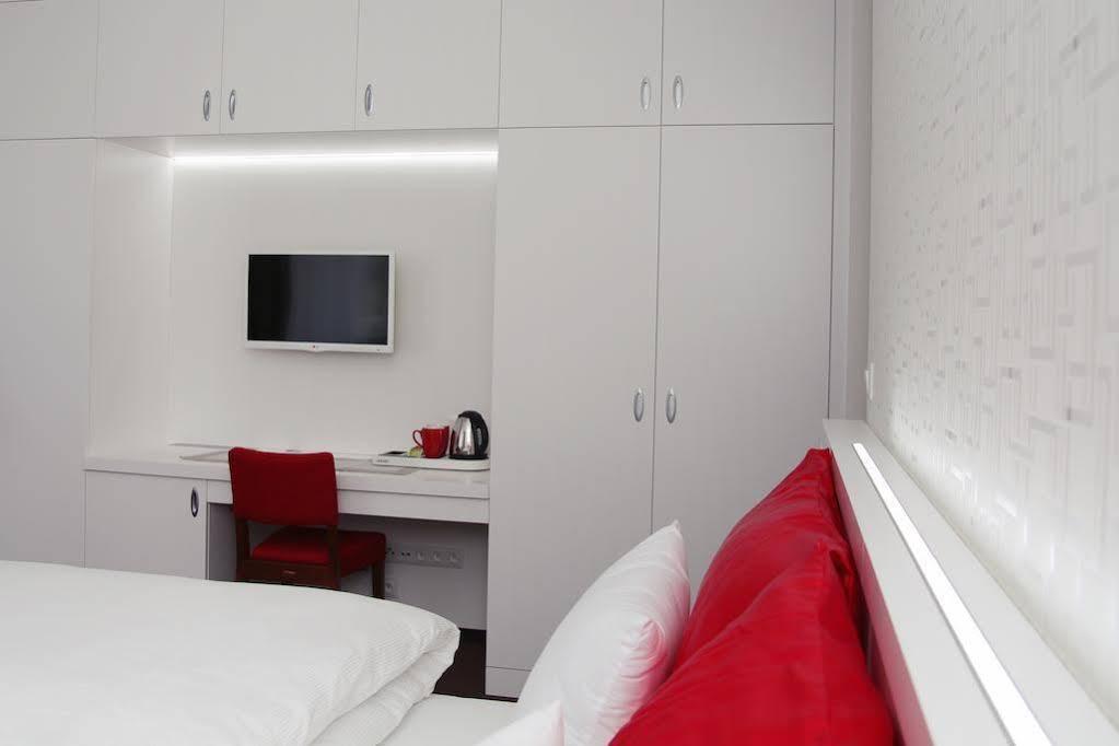 Hotel Vila Viola Luhačovice Εξωτερικό φωτογραφία
